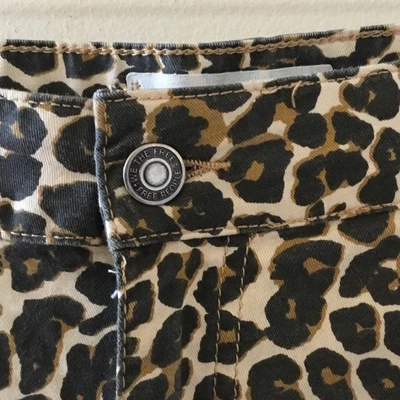 Free People We The Free High Rise Leopard Print Skinny Jeans - Picture 11 of 13